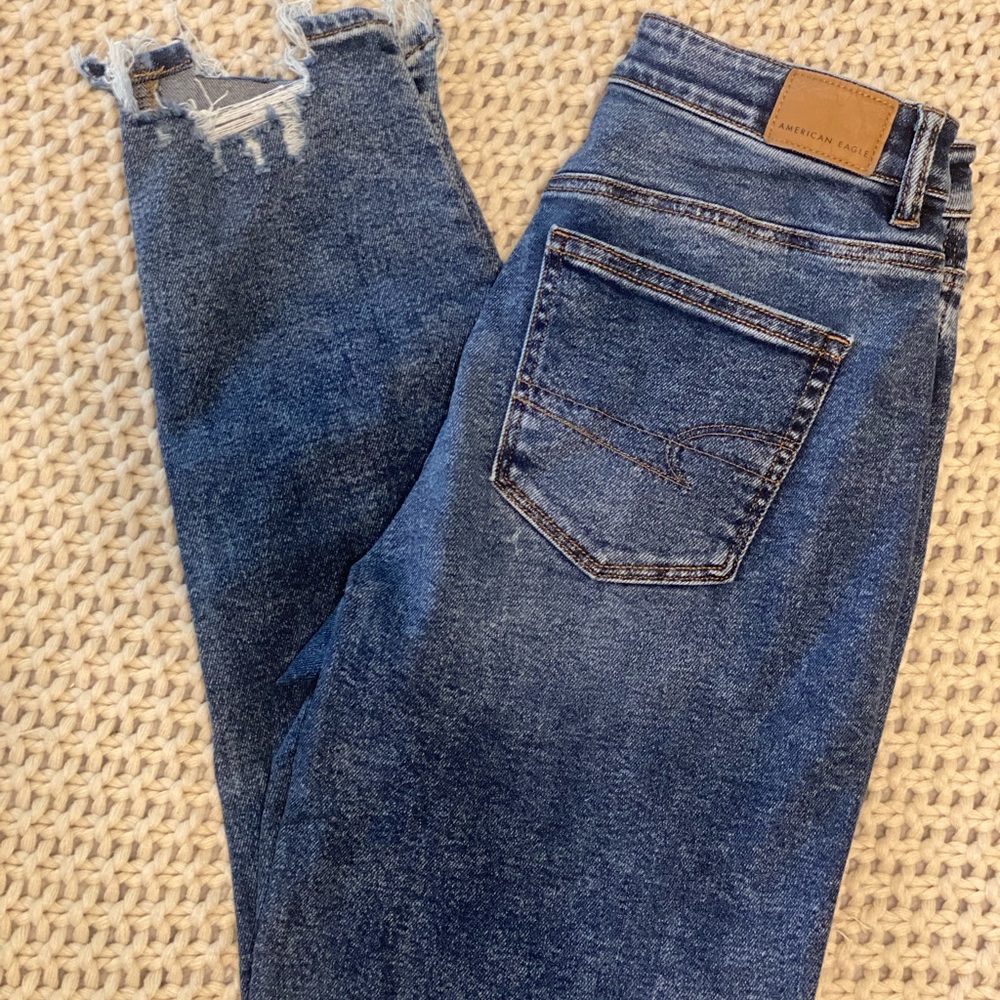 American Eagle Women’s Mom Jeans, 4L